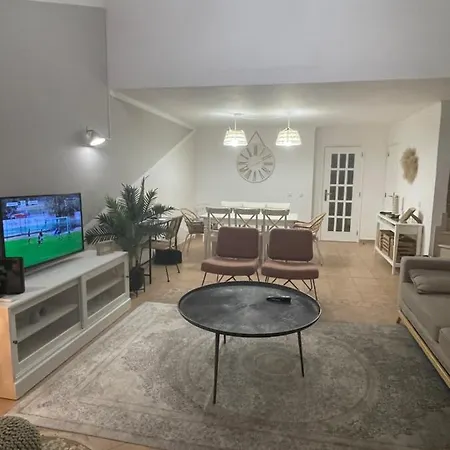 וילה Ponta Grande 29